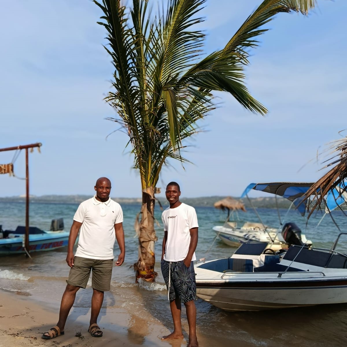 Tour: Transfer to Bilene Beach in Mozambique | CLARDIA Tours