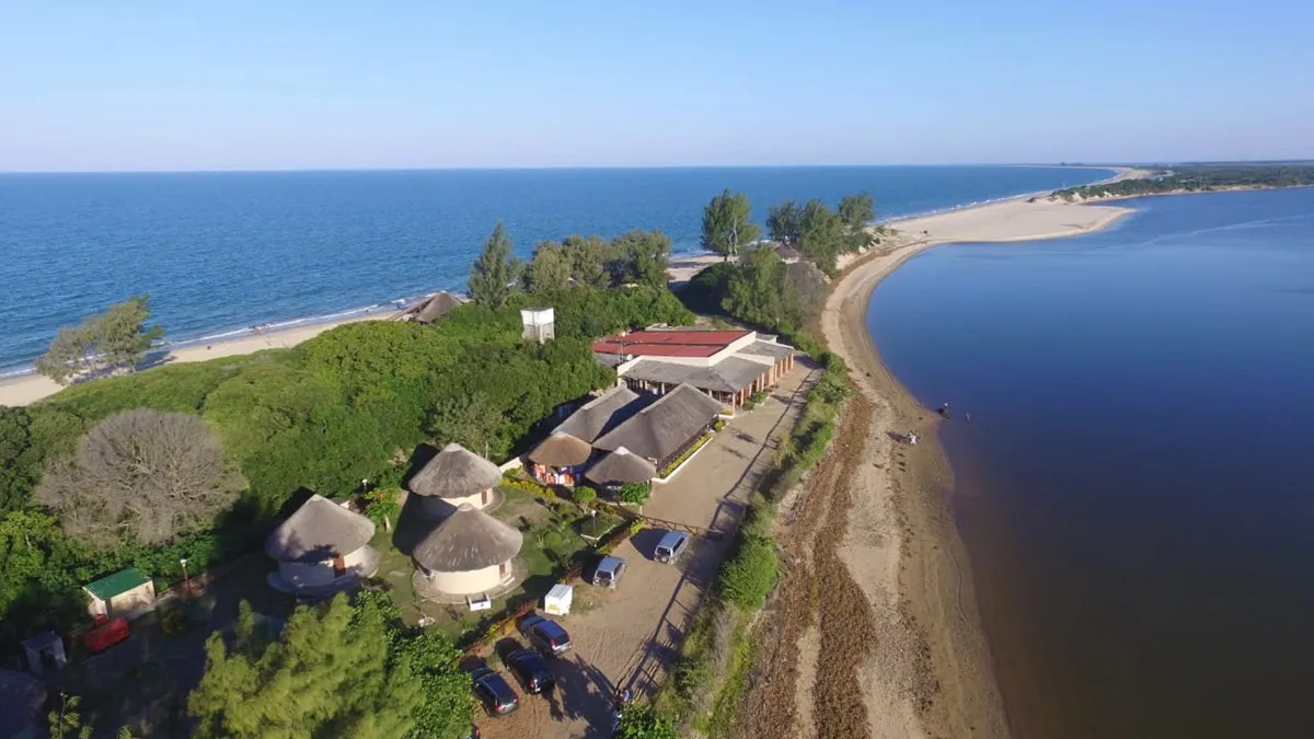 Tour: Full-Day Transfer from Maputo to Macaneta1