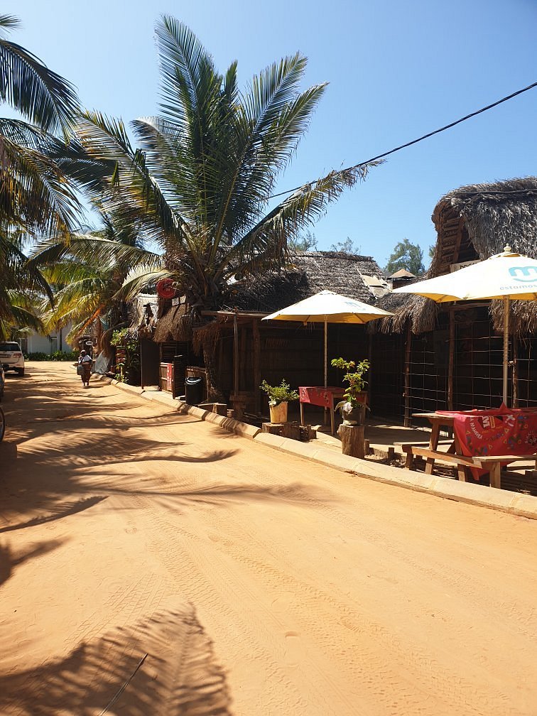 Tour: Transfer to Tofo Beach8